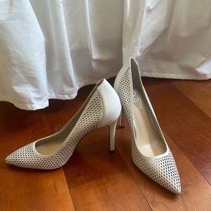 Vince Camuto size 9 white leather heels
